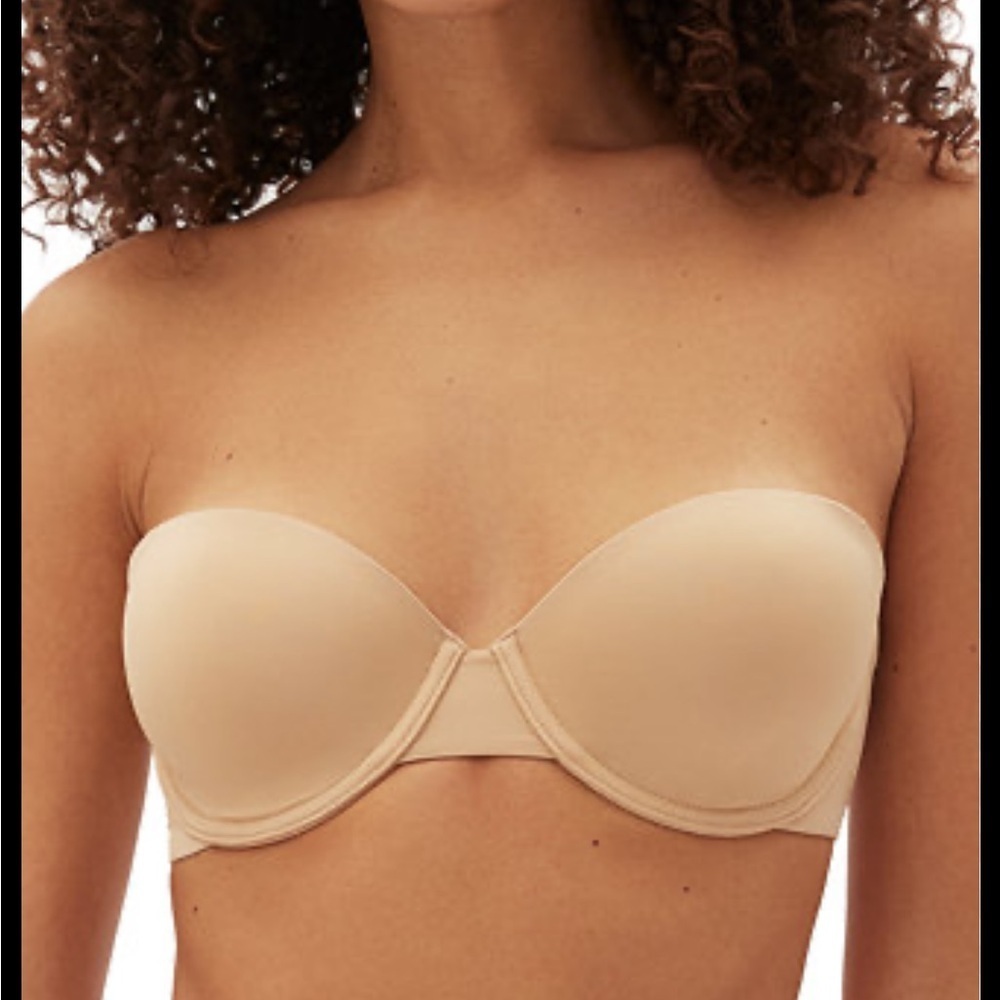 GAP Tan Push Up Wired Seamless Strapless Bra Intimates 32 C